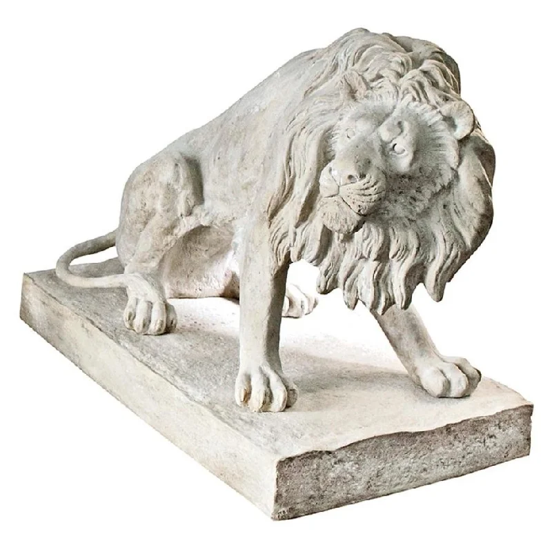 Design Toscano Kingsbury Garden Giant Lion Sentinel Statues: Looking Right