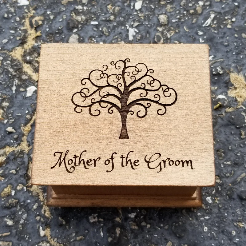 Mother of the Groom gift box, Music box with your choice of color and song, personalize