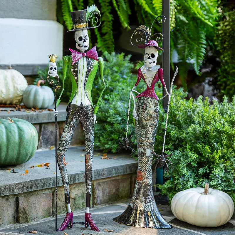 Metal Halloween Skeleton Statues, Set of 2